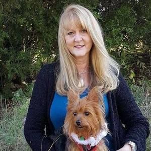 Meet your Posher, Stacie